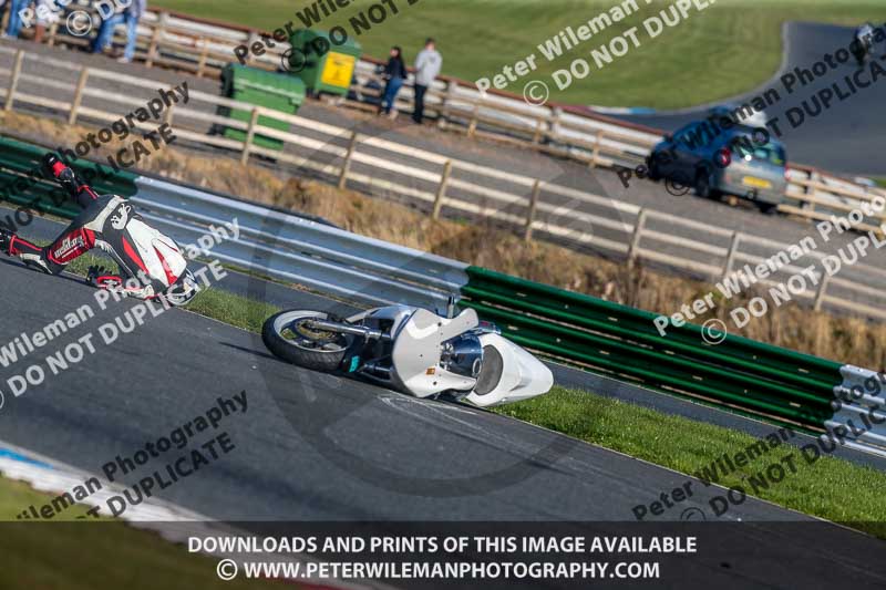 PJM Wedding Photography;enduro digital images;event digital images;eventdigitalimages;mallory park;mallory park photographs;mallory park trackday;mallory park trackday photographs;no limits trackdays;peter wileman photography;racing digital images;trackday digital images;trackday photos